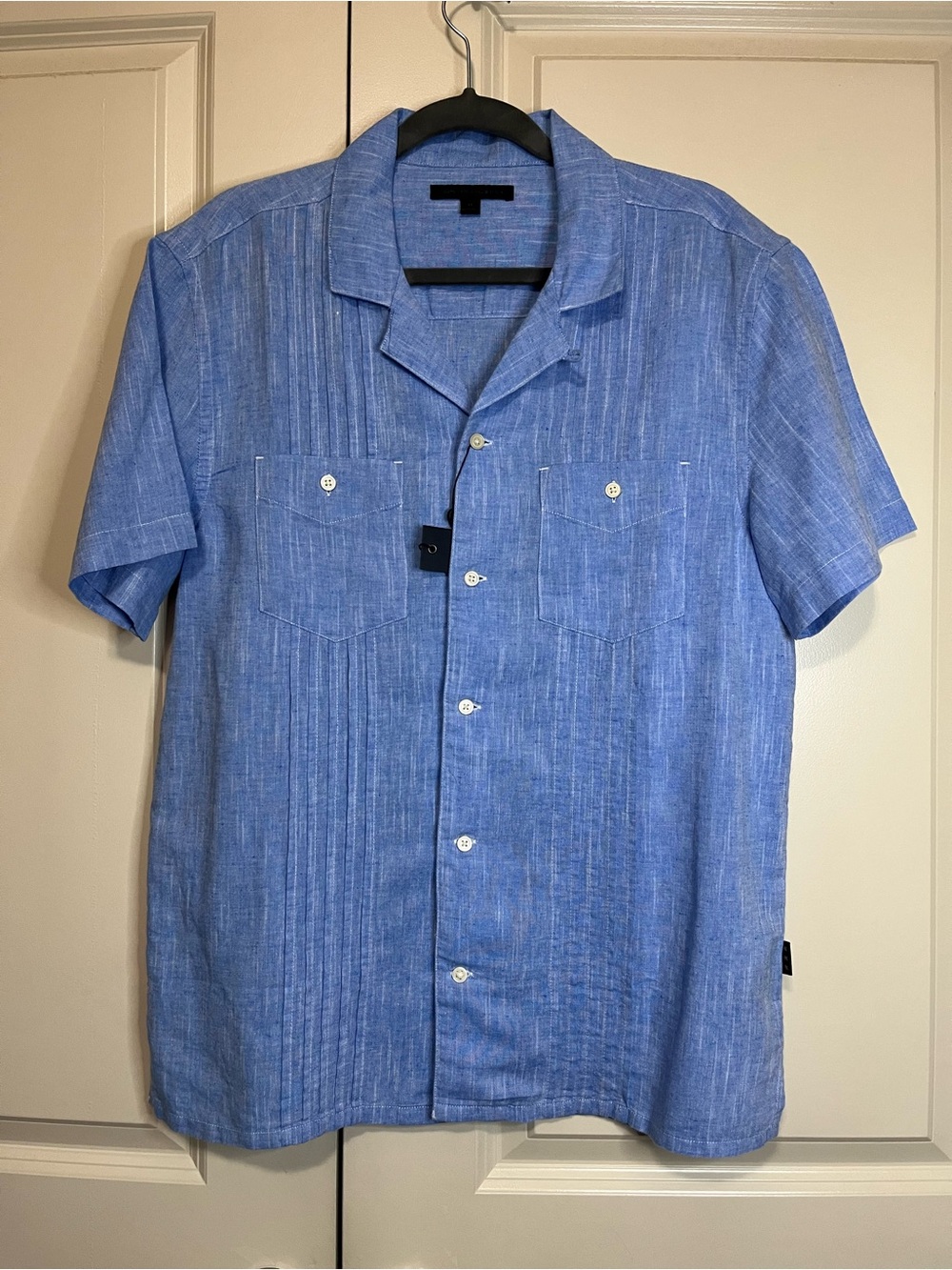 John Varvatos Men’s Light Blue Short-Sleeve Button-Down Shirt